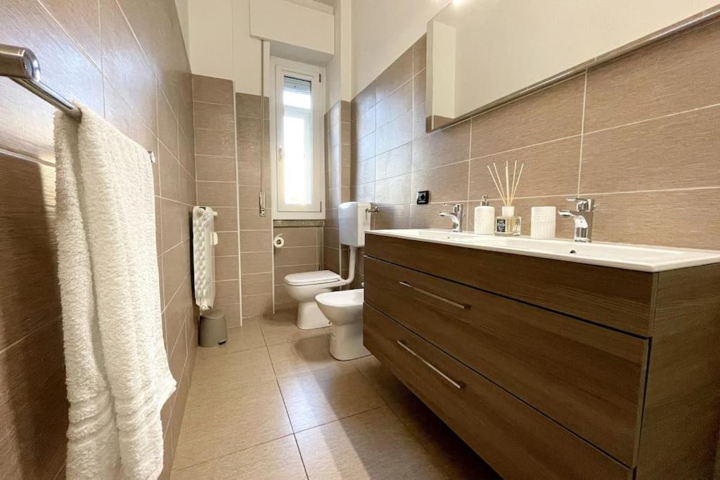 Apartamento Amazing Flat With Terrace Milán Exterior foto