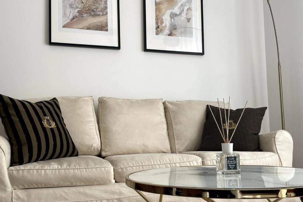 Apartamento Amazing Flat With Terrace Milán Exterior foto